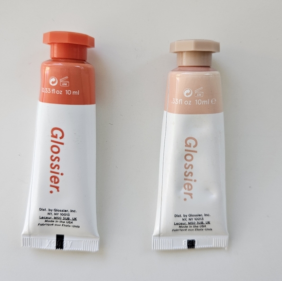 Glossier Cloud Paint in Dusk - Picture 5 of 5